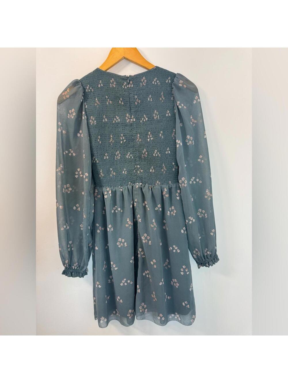 Aritzia Wilfred Casey Long Sleeve Smocked Dress - Picture 5 of 6